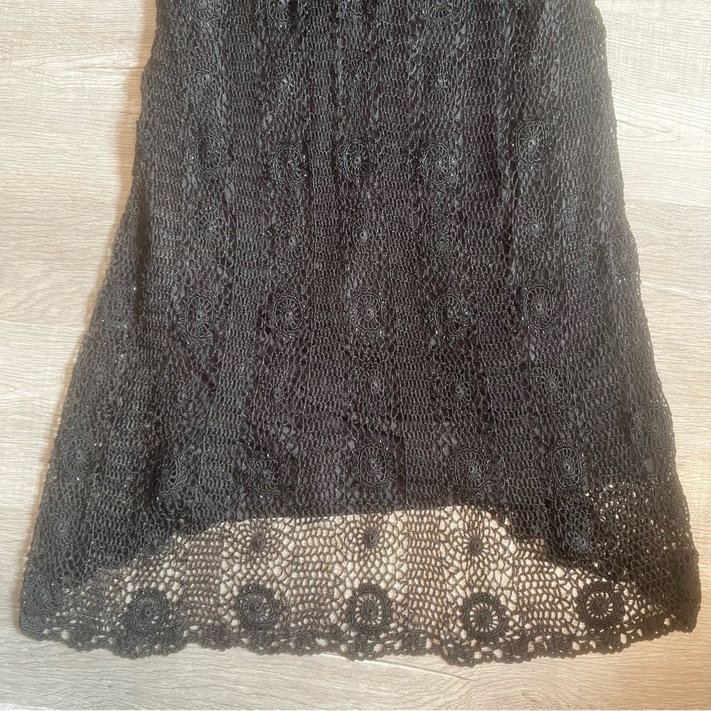 Vintage Black crochet evening dress with black bugle beads
V-neck thin straps - Picture 5 of 14